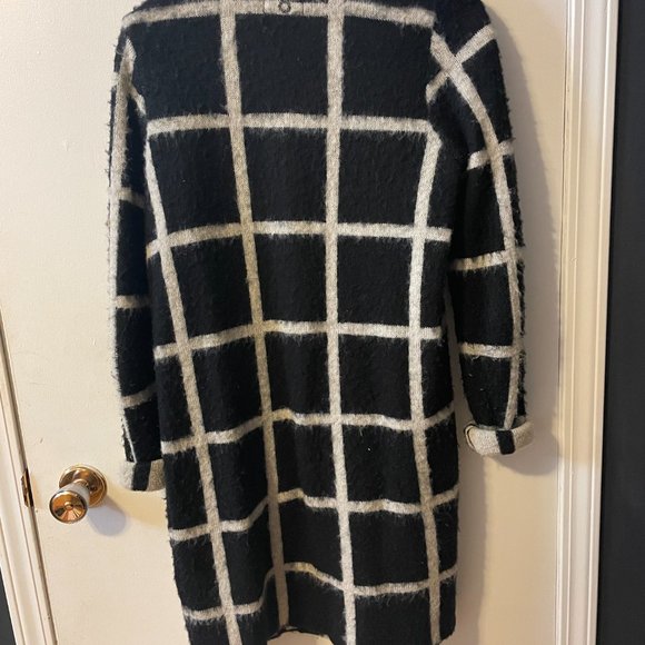 Long Structured Cardigan - Picture 3 of 4